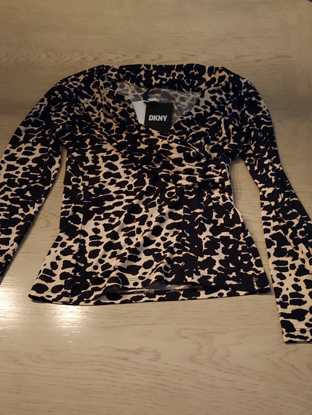 DKNY Ladies TOP Stretch Fit